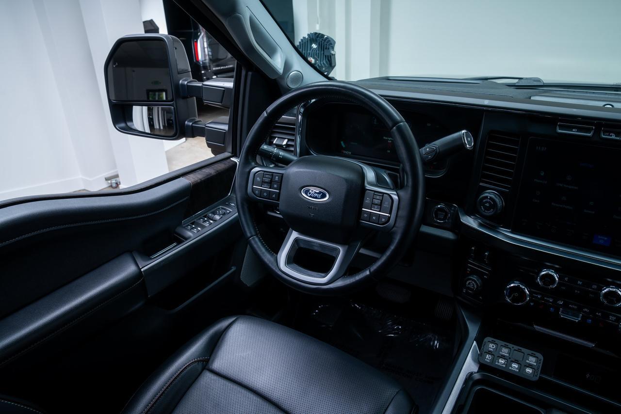 2024 Ford F-350SD Lariat 1 Owner / Black Appearance Package / Tremor Off-Ro Portland OR