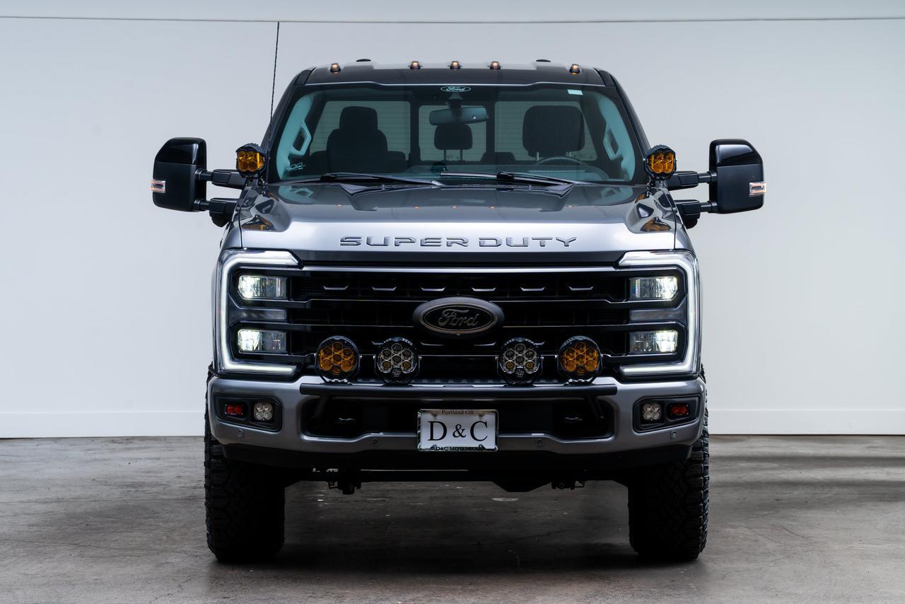 2024 Ford F-350SD Lariat 1 Owner / Black Appearance Package / Tremor Off-Ro Portland OR