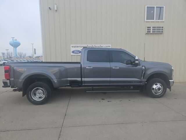 2024 Ford F-350SD Lariat