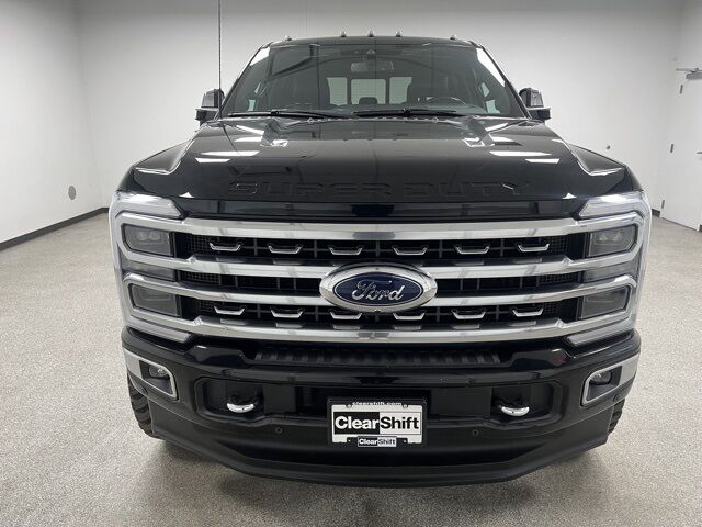 2024 Ford F-350SD Platinum