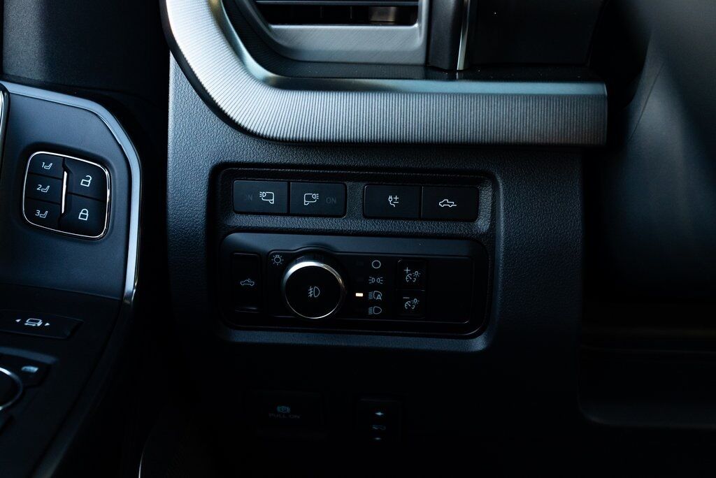 2024 Ford F-350SD Platinum Milwaukie OR