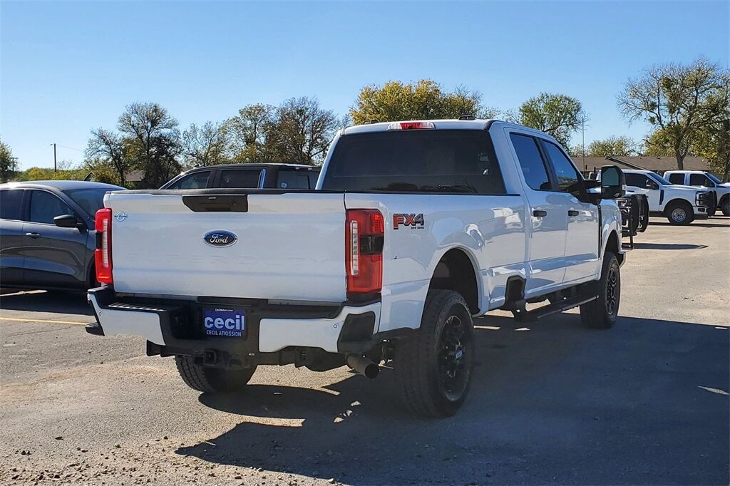 2024 Ford F-350SD XL Hondo TX