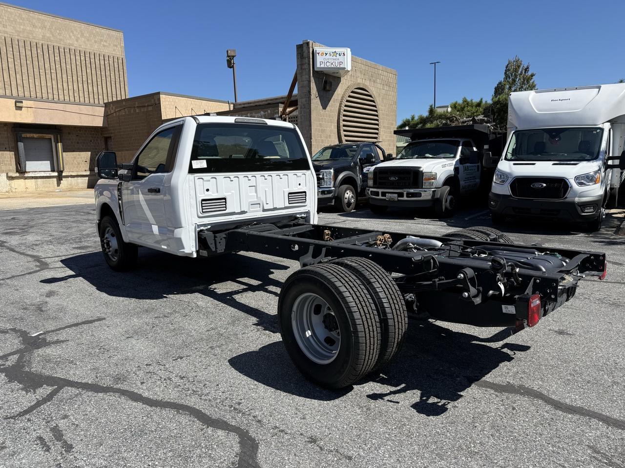 2024 Ford F-350SD XL Gaithersburg MD