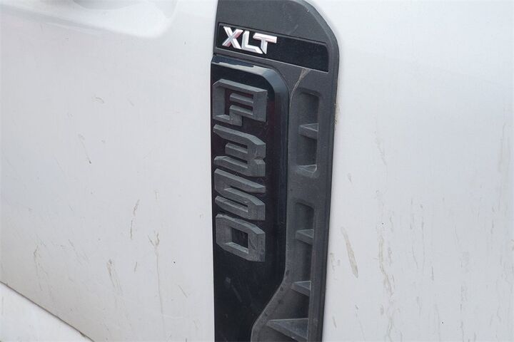 2024 Ford F-350SD XLT  TX