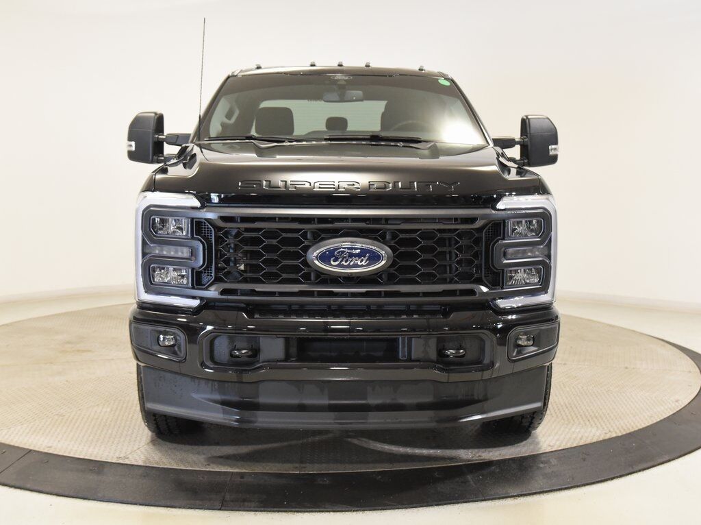 2024 Ford F-350SD XLT Akron OH