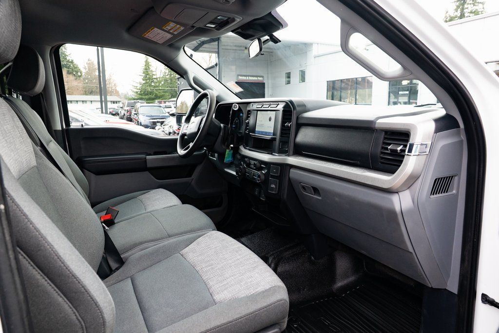 2024 Ford F-350SD XLT Milwaukie OR