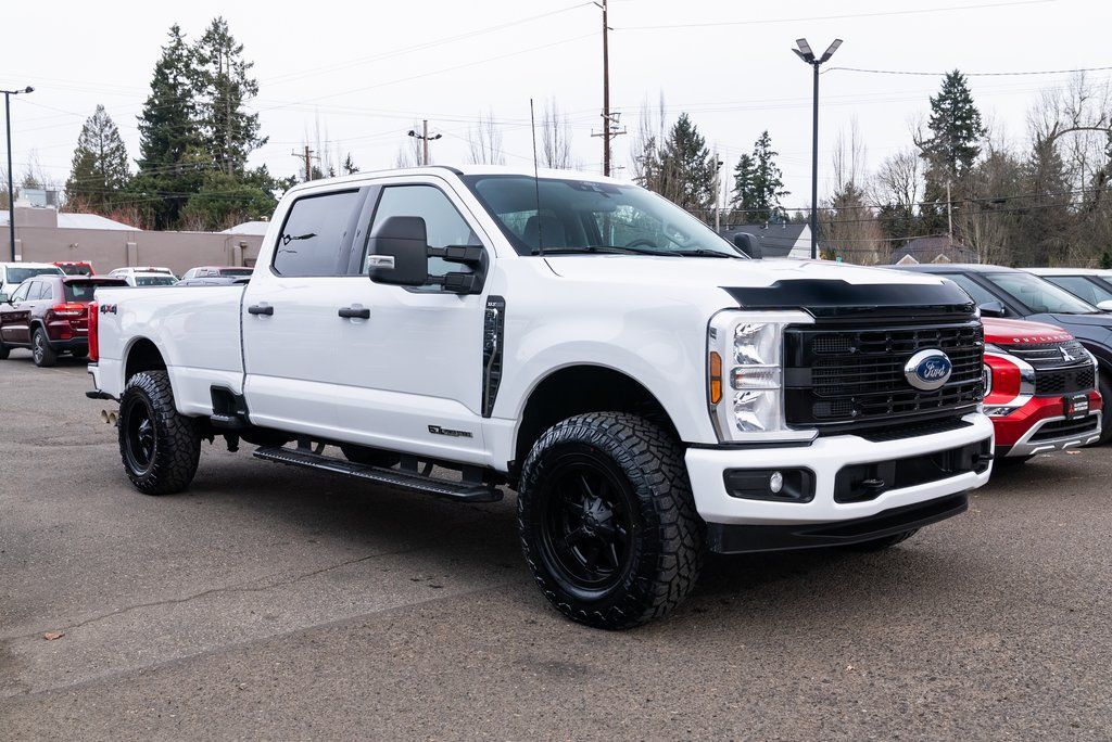 2024 Ford F-350SD XLT