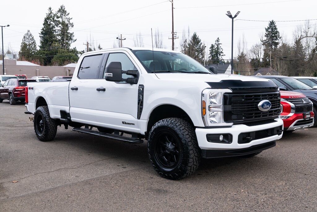 2024 Ford F-350SD XLT