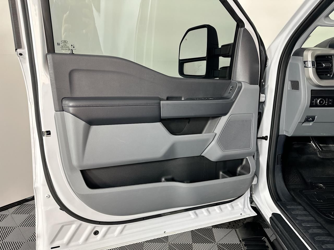 2024 Ford F-350SD XLT Tacoma WA