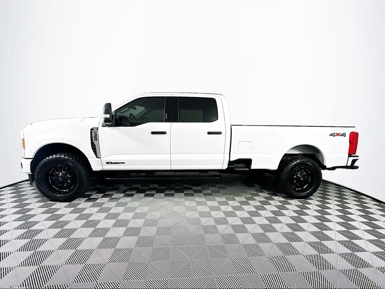 2024 Ford F-350SD XLT Tacoma WA