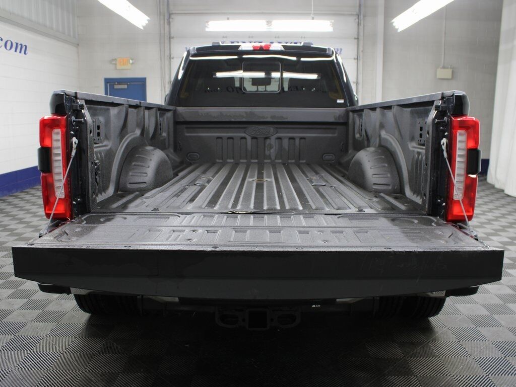 2024 Ford F-450 Super Duty 4x4 Crew Cab Lariat DRW Fond du Lac WI