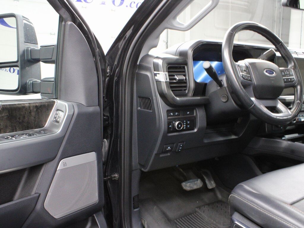 2024 Ford F-450 Super Duty 4x4 Crew Cab Lariat DRW Fond du Lac WI