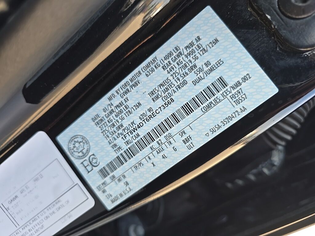 2024 Ford F-450 Super Duty 4x4 Crew Cab Lariat DRW Fond du Lac WI