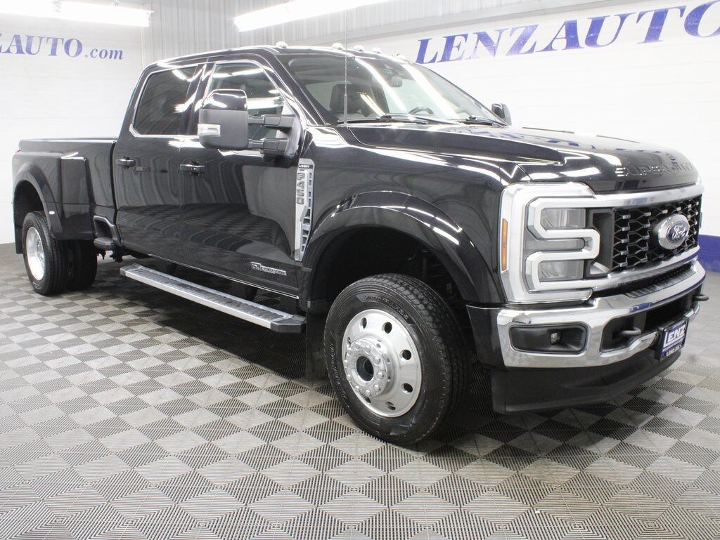 2024 Ford F-450 Super Duty 4x4 Crew Cab Lariat DRW Fond du Lac WI