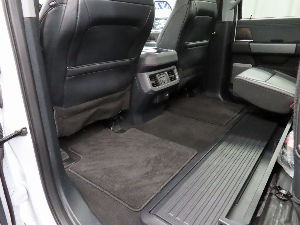 2024 Ford F-450 Super Duty 4x4 Crew Cab Lariat DRW Fond du Lac WI
