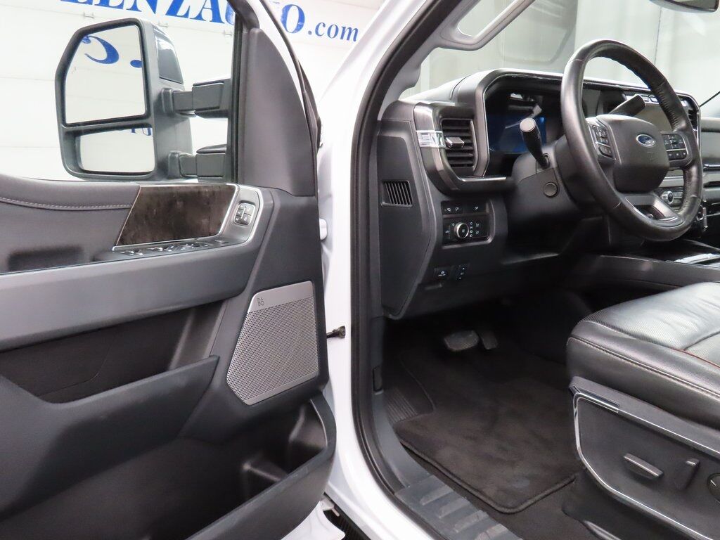 2024 Ford F-450 Super Duty 4x4 Crew Cab Lariat DRW Fond du Lac WI