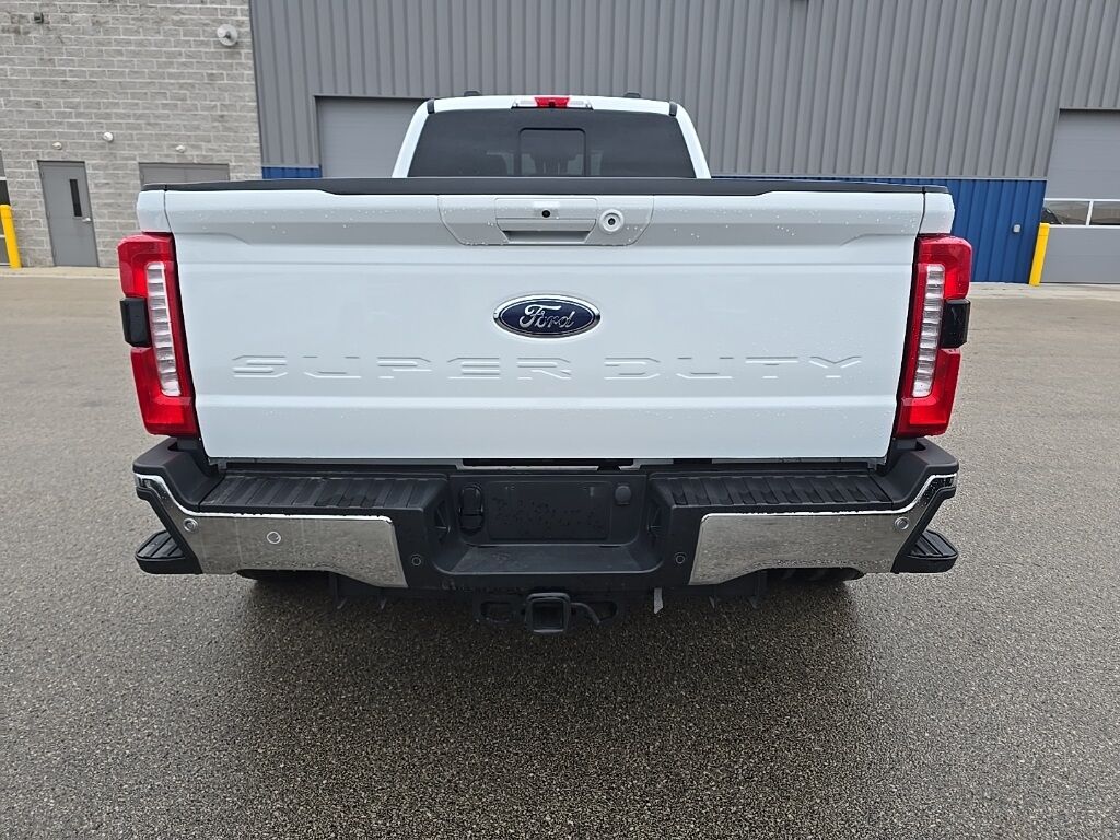 2024 Ford F-450 Super Duty 4x4 Crew Cab Lariat DRW Fond du Lac WI
