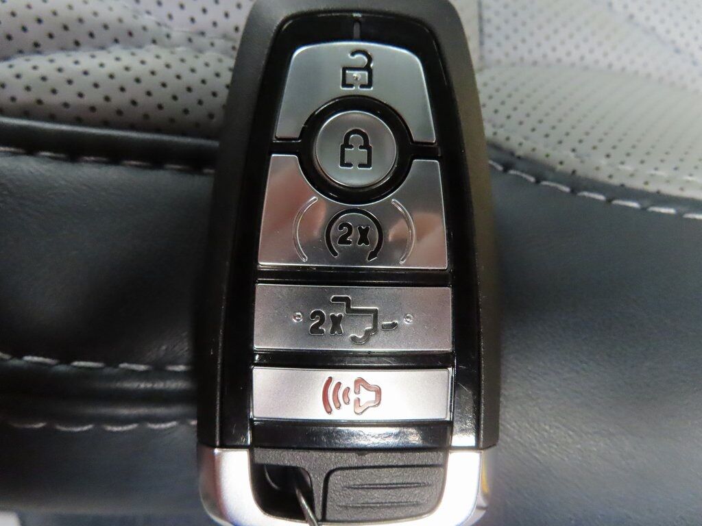 2024 Ford F-450 Super Duty 4x4 Crew Cab Limited DRW Fond du Lac WI