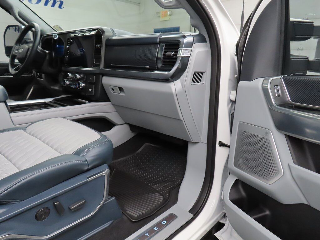 2024 Ford F-450 Super Duty 4x4 Crew Cab Limited DRW Fond du Lac WI