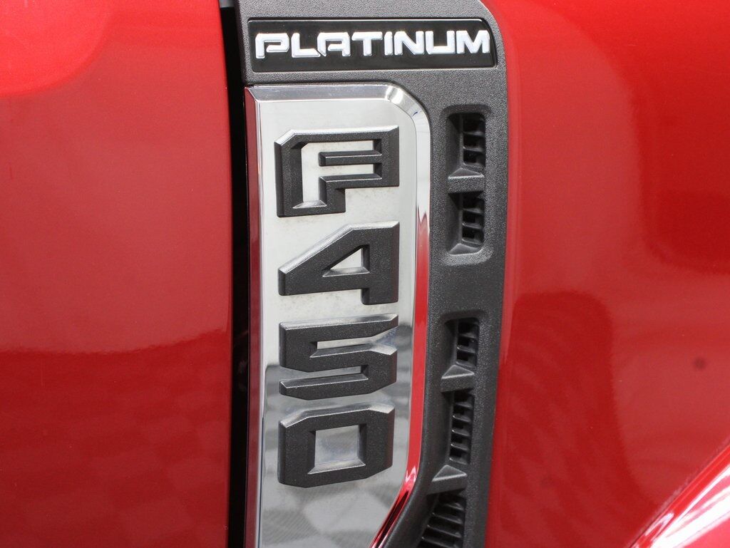 2024 Ford F-450 Super Duty 4x4 Crew Cab Platinum DRW Minocqua WI