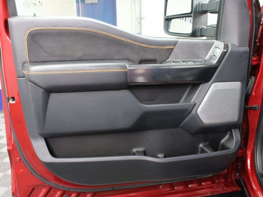 2024 Ford F-450 Super Duty 4x4 Crew Cab Platinum DRW Minocqua WI