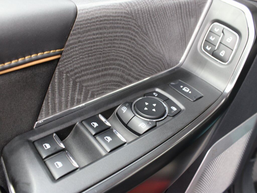 2024 Ford F-450 Super Duty 4x4 Crew Cab Platinum DRW Minocqua WI