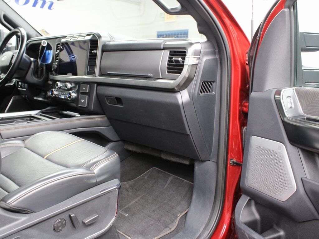 2024 Ford F-450 Super Duty 4x4 Crew Cab Platinum DRW Minocqua WI