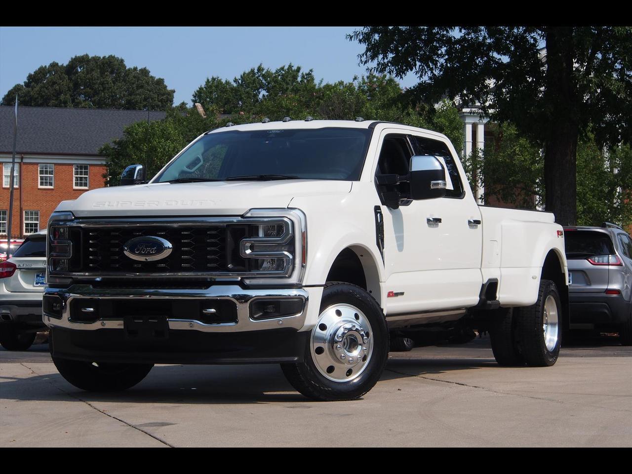 2024 Ford F-450 Super Duty Lariat