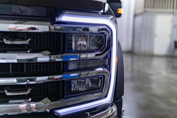 2024 Ford F-550 4x4 Crew Cab Lariat Mechanics Box Diesel VMac Red Deer AB