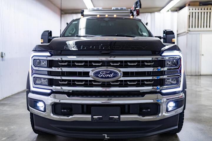 2024 Ford F-550 4x4 Crew Cab Lariat Mechanics Box Diesel VMac Red Deer AB