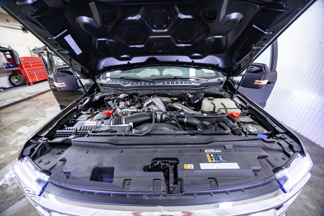 2024 Ford F-550 4x4 Crew Cab Lariat Mechanics Box Diesel VMac Red Deer AB