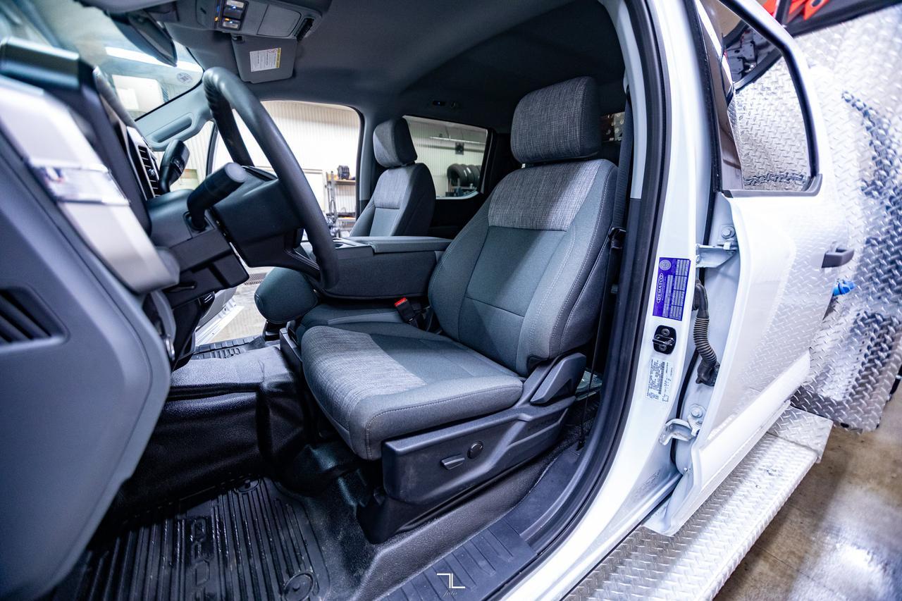 2024 Ford F-550 4x4 Crew Cab XLT Picker Deck Dually Diesel Red Deer AB