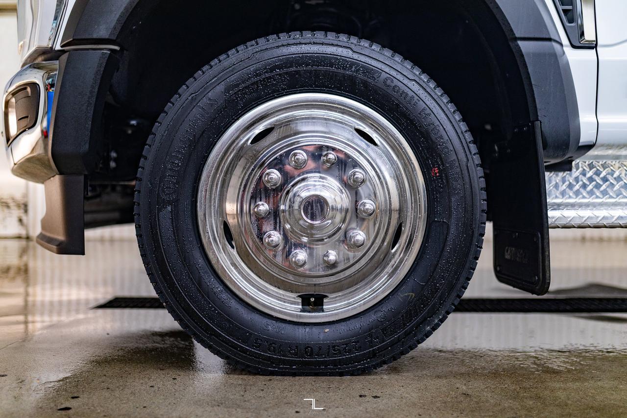 2024 Ford F-550 4x4 Crew Cab XLT Picker Deck Dually Diesel Red Deer AB