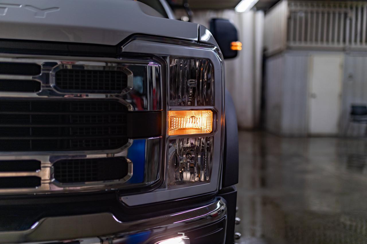 2024 Ford F-550 4x4 Crew Cab XLT Picker Deck Dually Diesel Red Deer AB