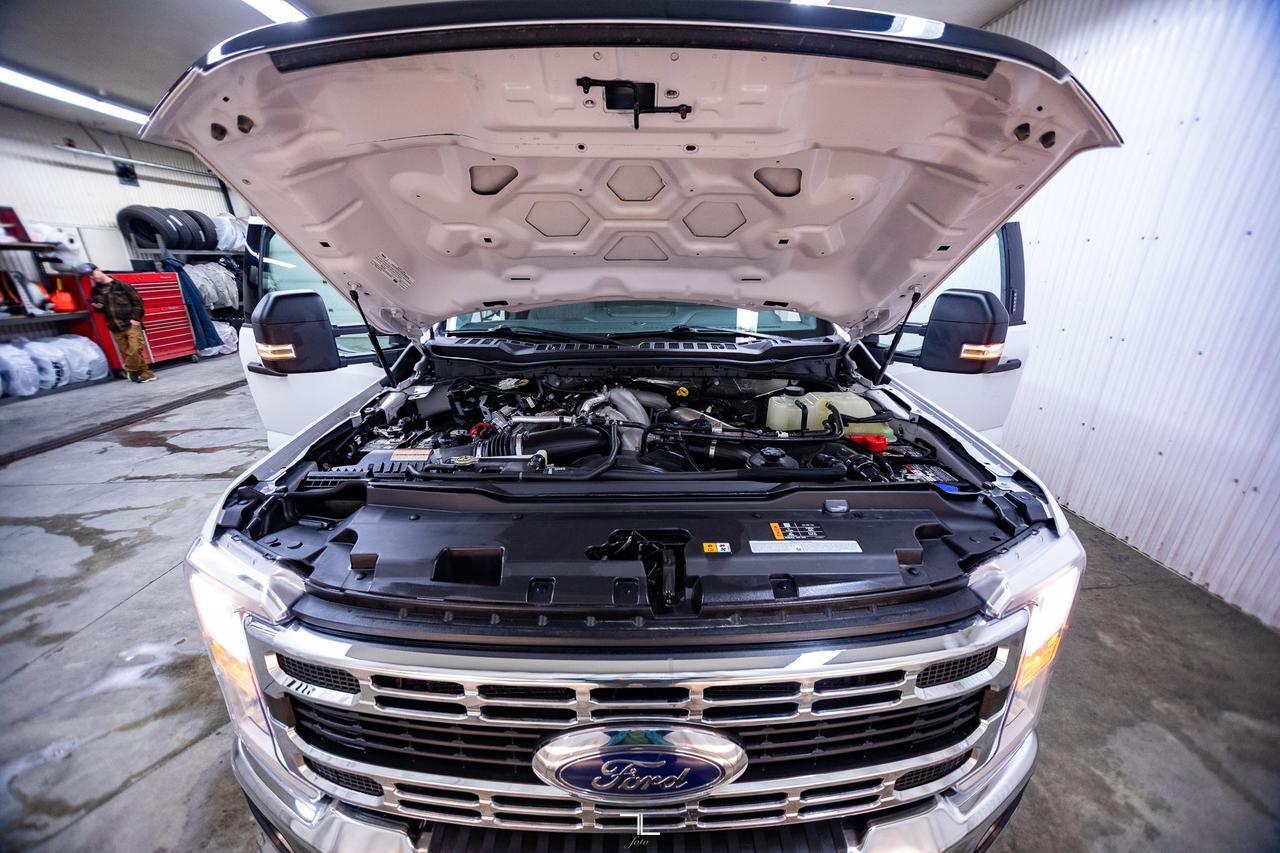 2024 Ford F-550 4x4 Super Cab XLT Deck Diesel BCam Red Deer AB