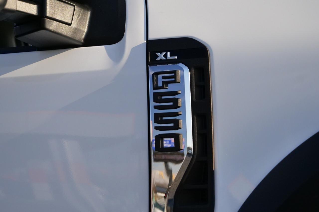 2024 Ford F-550SD Chassis Cab XL DRW 4X4 / V8 Diesel / Payload Plus Package! Lincolnton NC