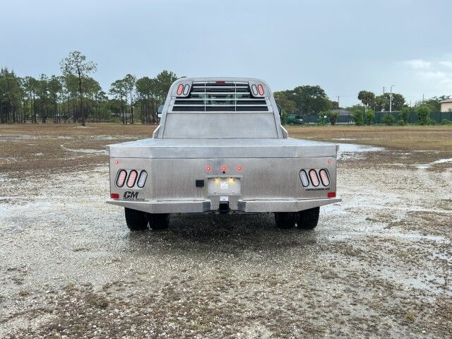 2024 Ford F-550XL - BLOWOUT SALE - 11'4 Aluminum Skirted Gooseneck Flatbed Truck