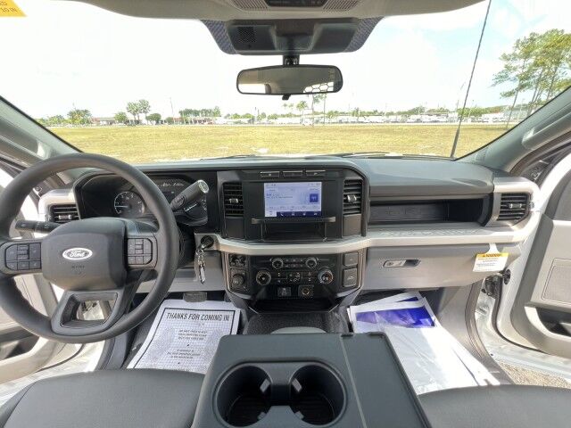 2024 Ford F-550XL 21' Height Scissor Hydraulic Working Elevator Platform Truck Miami FL