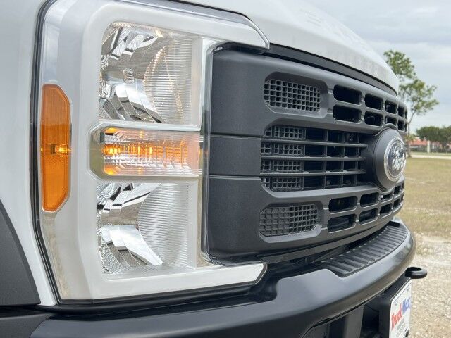2024 Ford F-550XL 9&apos;4 CM Truck Beds Steel Gooseneck Flatbed Truck Homestead FL