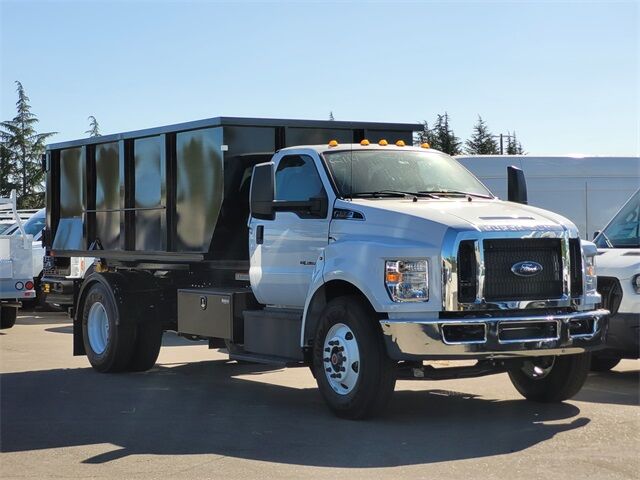 2024 Ford F-650's photo