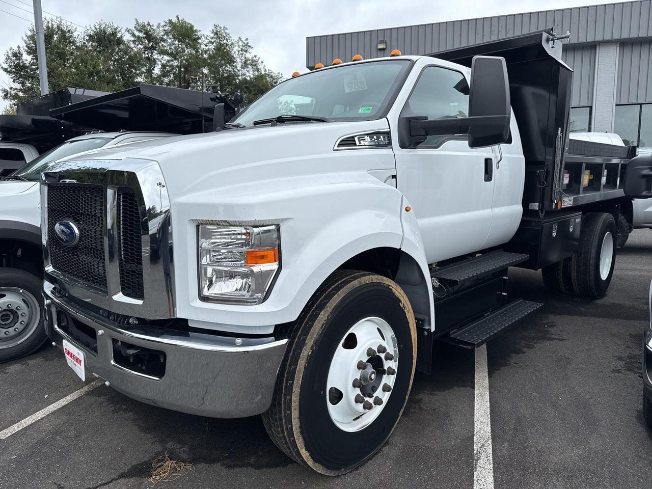 2024 Ford F-650SD Base Warrenton VA
