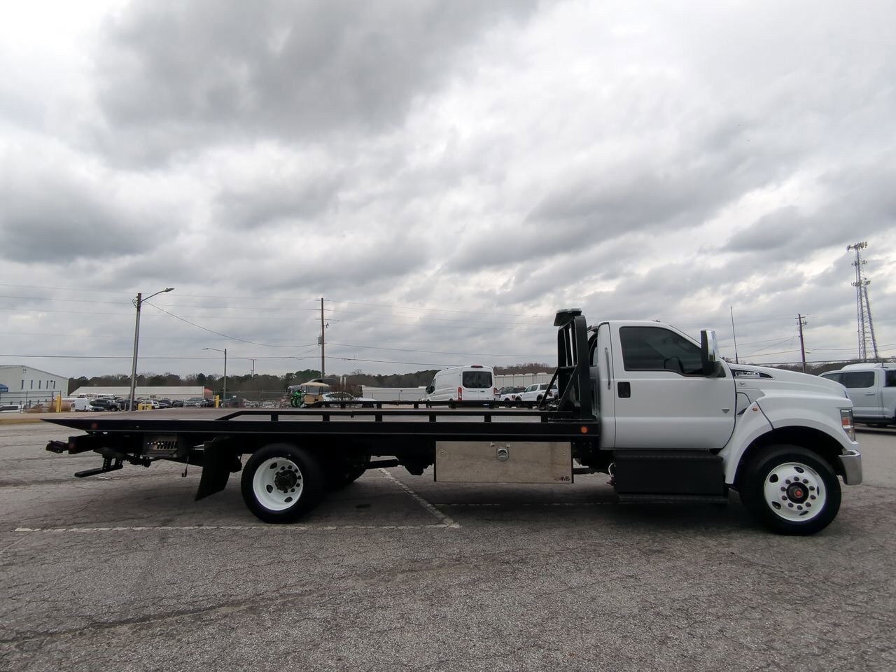 2024 Ford F-750SD