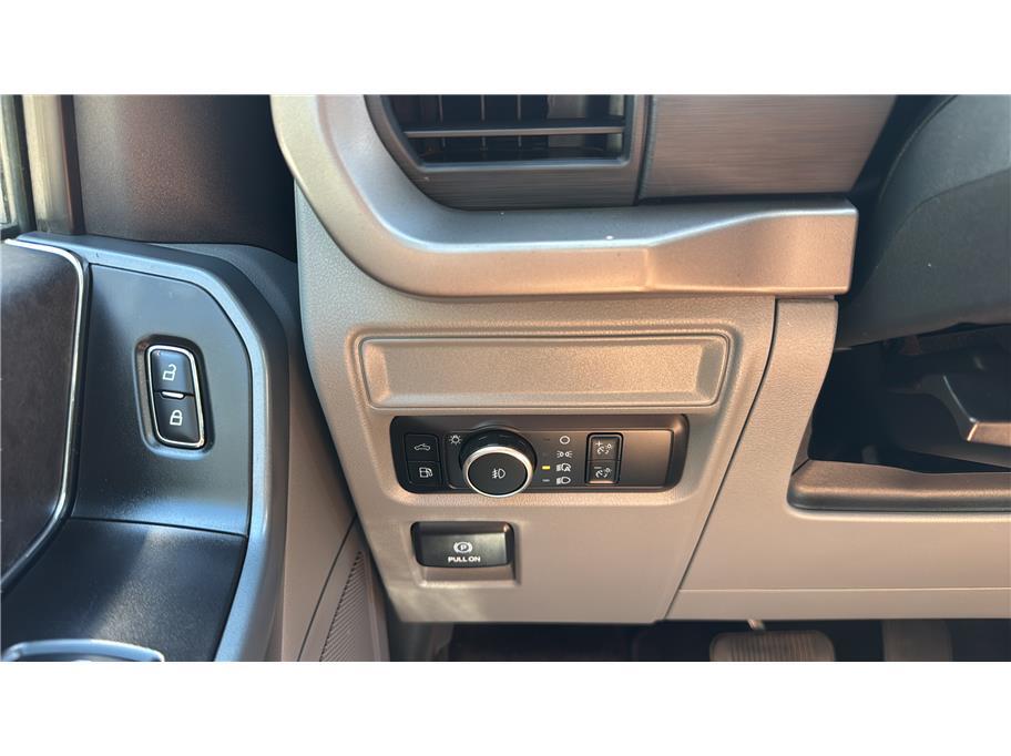 2024 Ford F150 SuperCrew Cab XLT Pickup 4D 5 1/2 ft Folsom CA