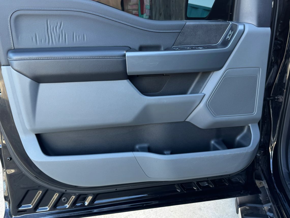 2024 Ford F150 SuperCrew Cab XLT Pickup 4D 5 1/2 ft