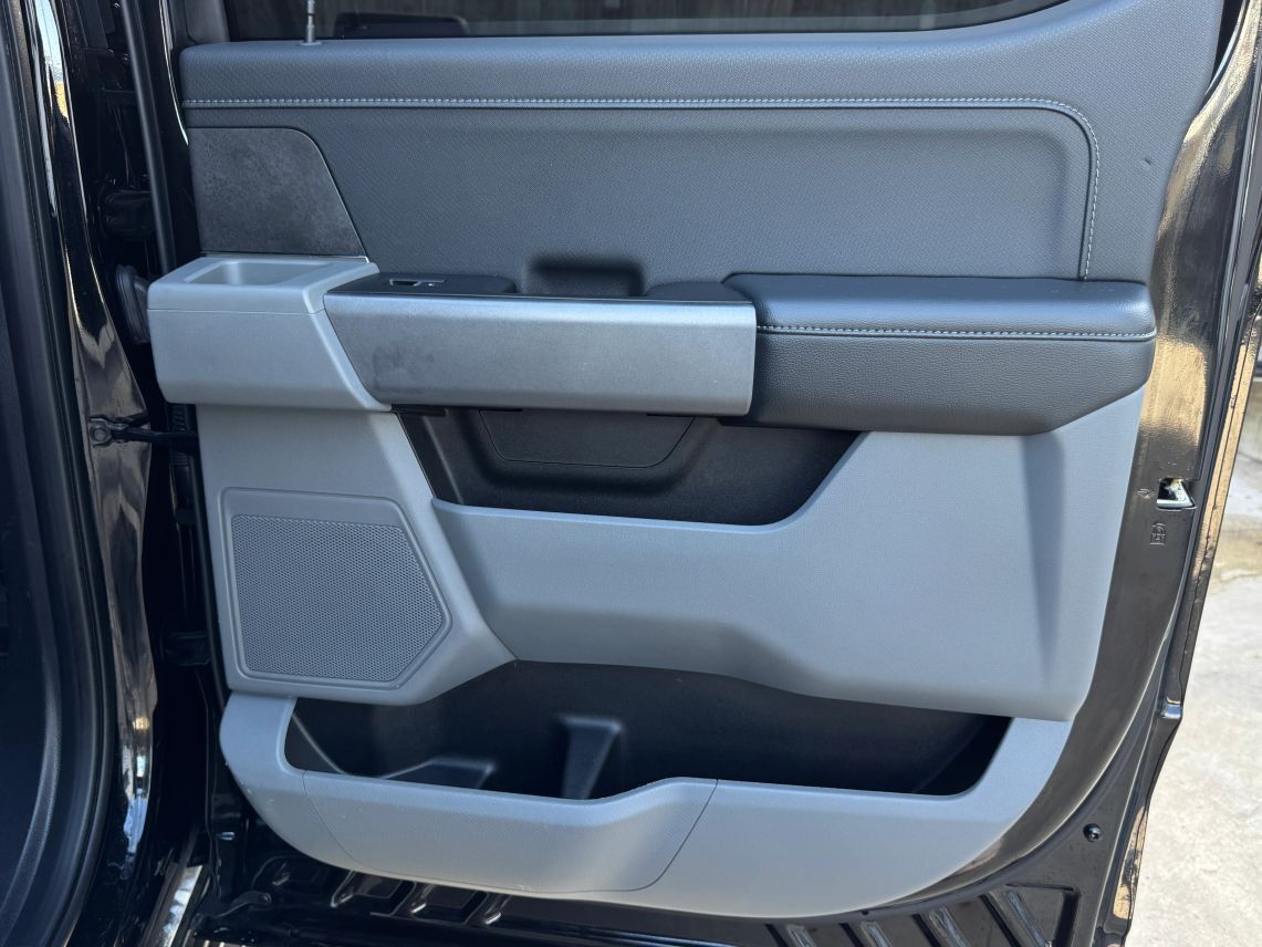2024 Ford F150 SuperCrew Cab XLT Pickup 4D 5 1/2 ft
