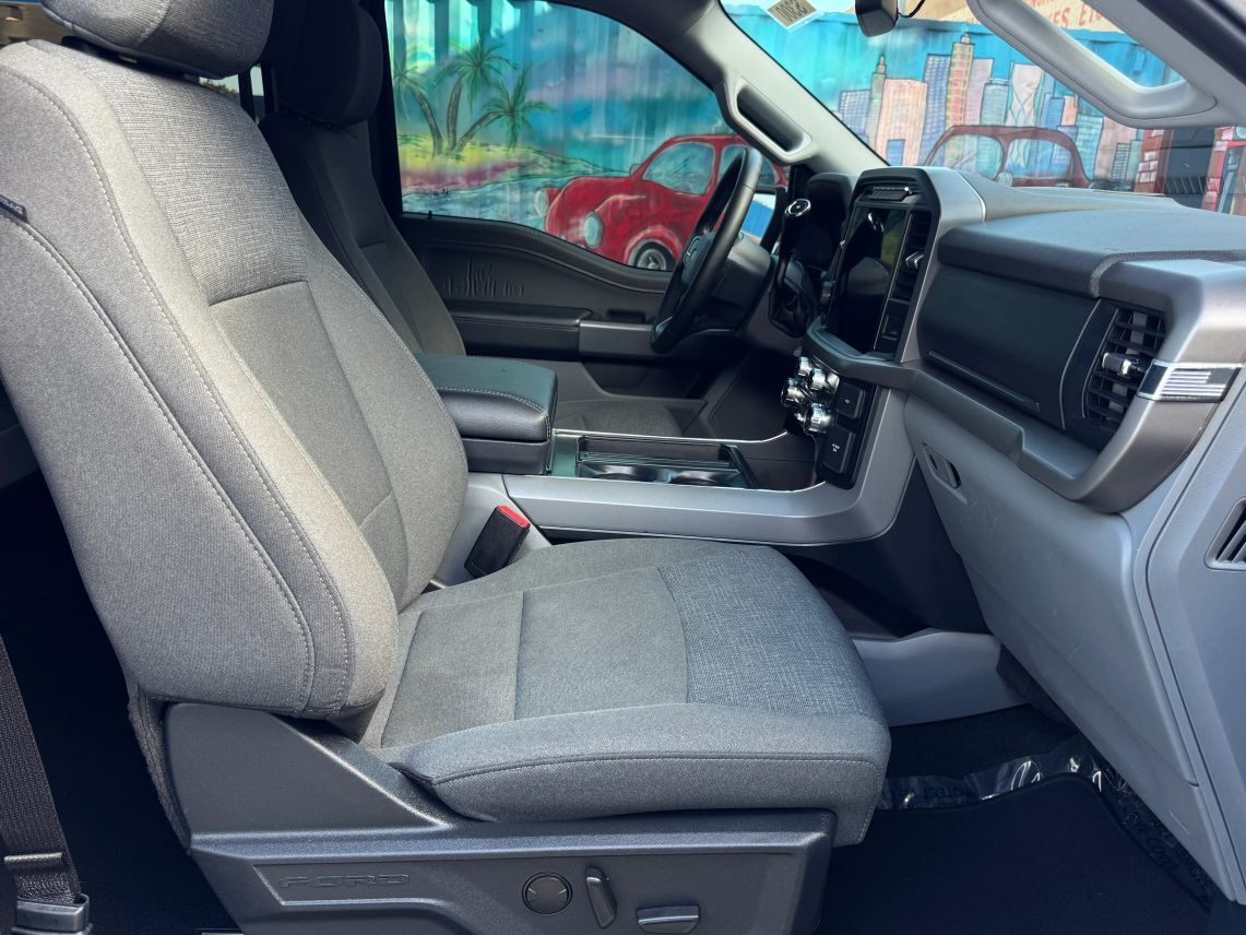 2024 Ford F150 SuperCrew Cab XLT Pickup 4D 5 1/2 ft