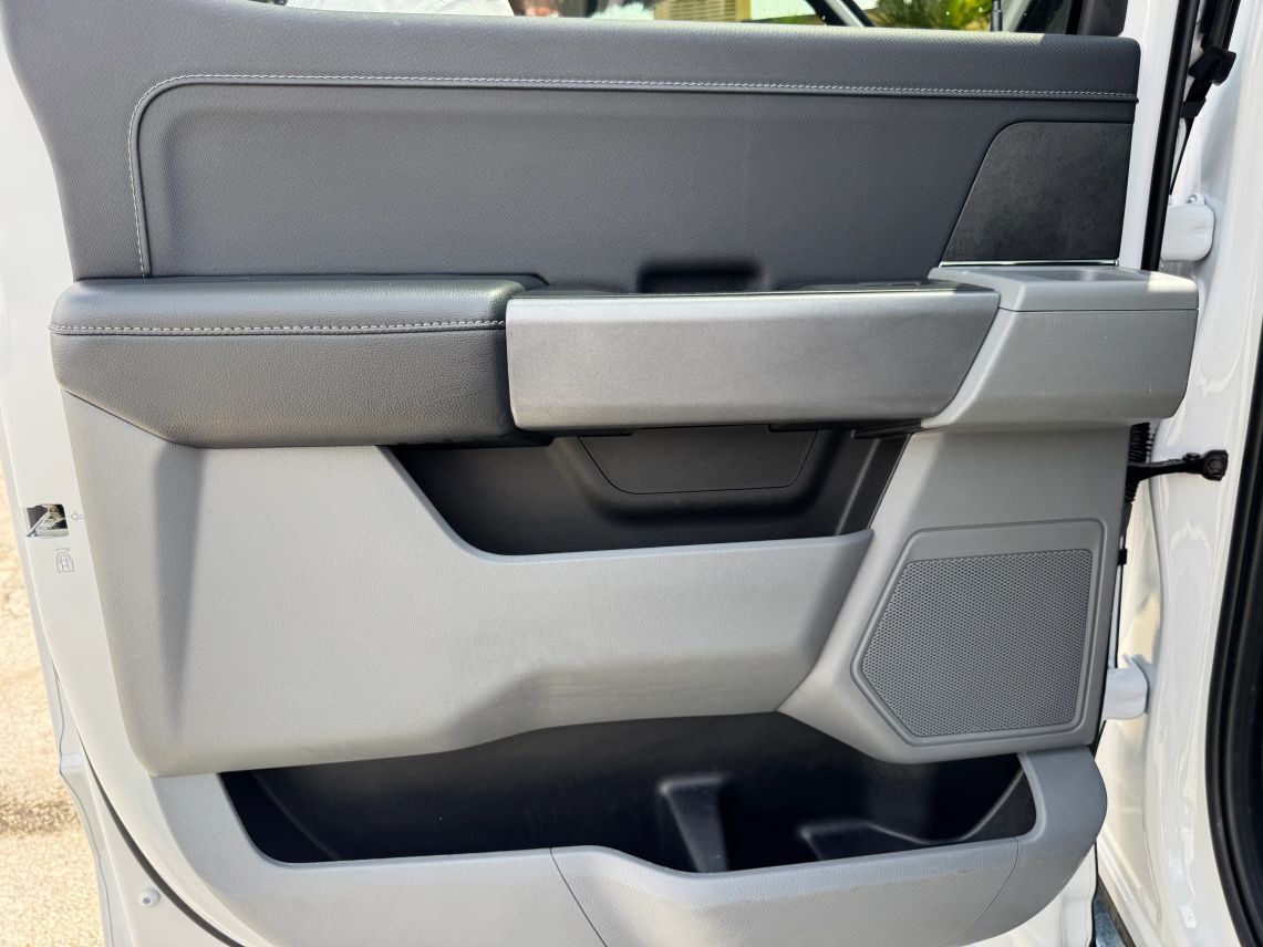 2024 Ford F150 SuperCrew Cab XLT Pickup 4D 5 1/2 ft