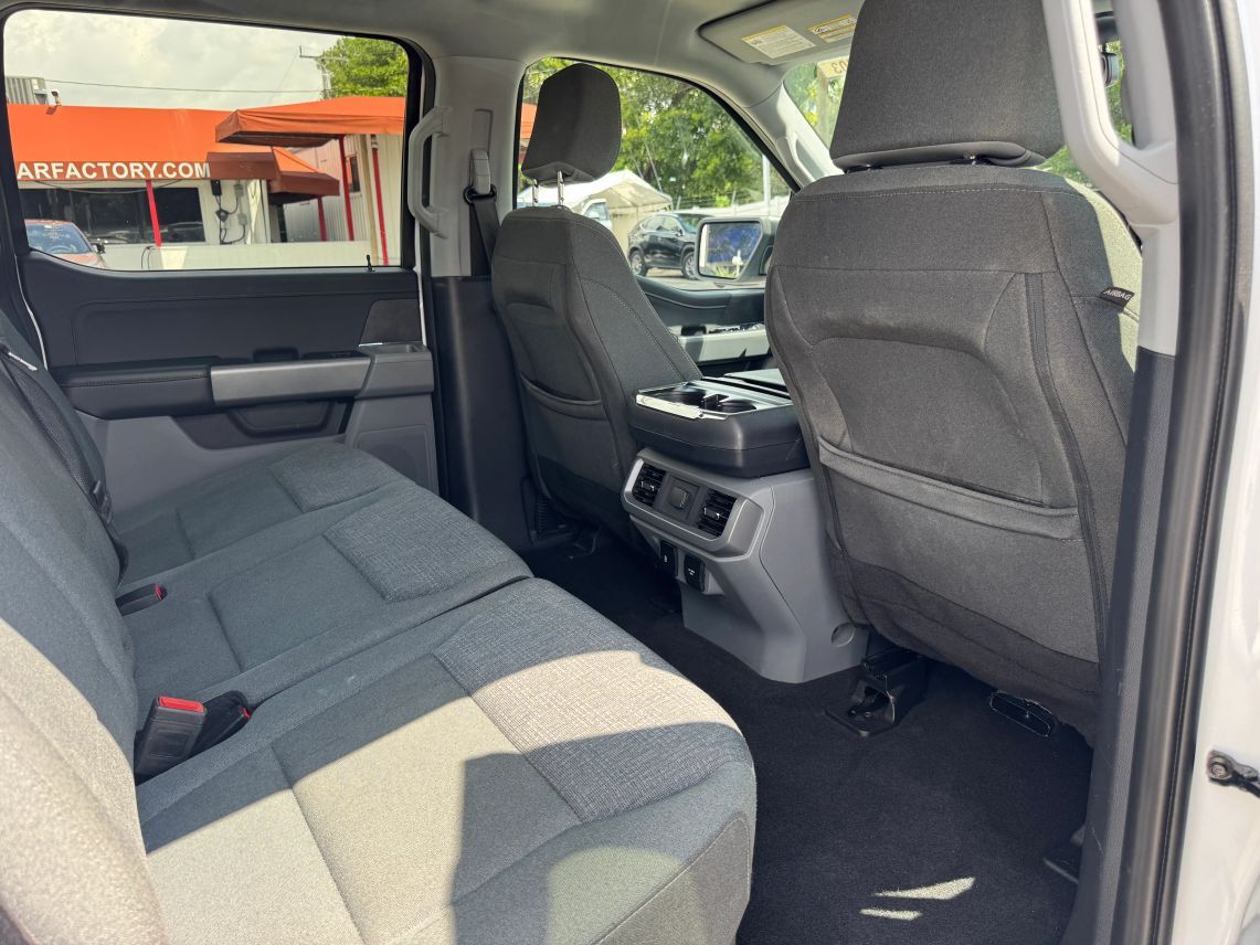 2024 Ford F150 SuperCrew Cab XLT Pickup 4D 5 1/2 ft