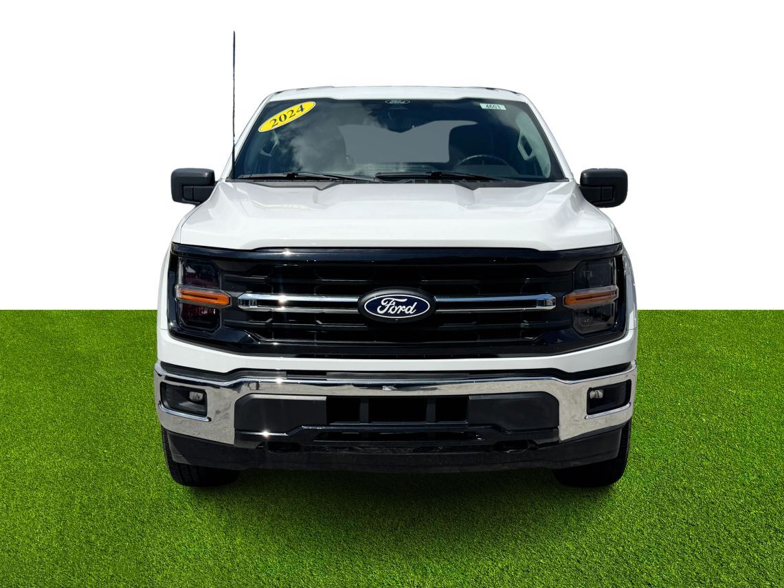 2024 Ford F150 SuperCrew Cab XLT Pickup 4D 5 1/2 ft