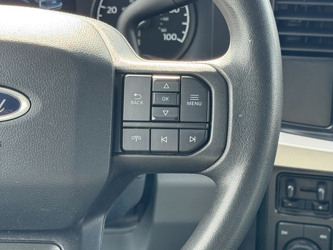 2024 Ford F350 Super Duty Crew Cab XLT Pickup 4D 8 ft